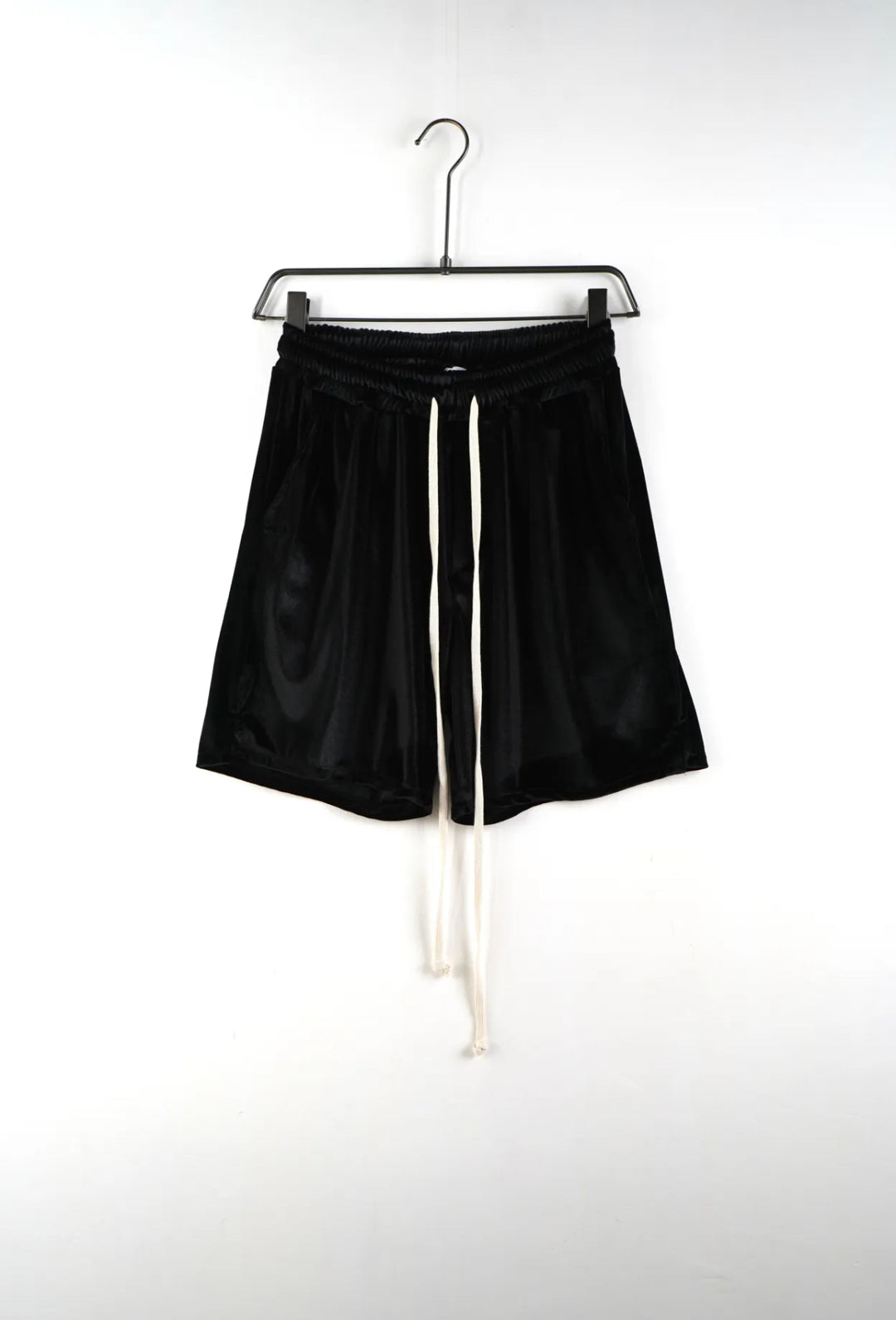 Black Cynille Short completo