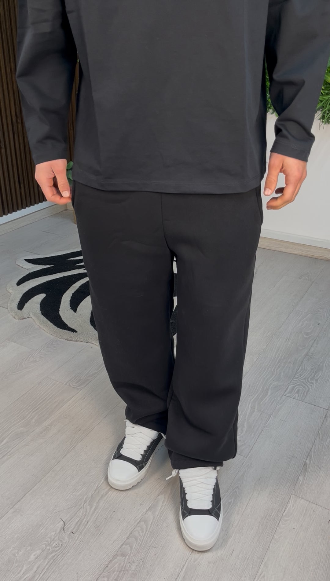 Pantalon de coton à fusée noire