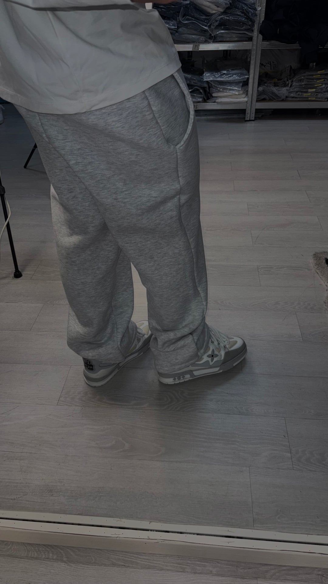 Pantalon de coton à fusée gris