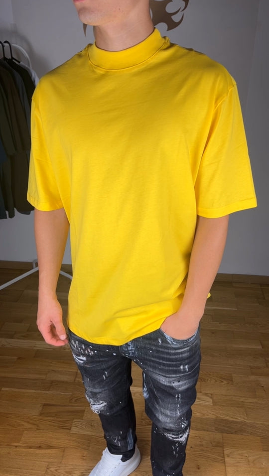 Gialla High Neck T-Shirt