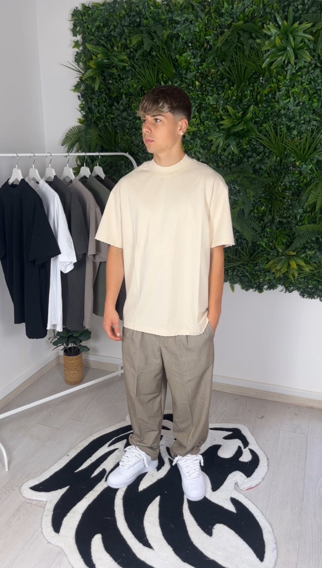 T-shirt avec abrasions beige