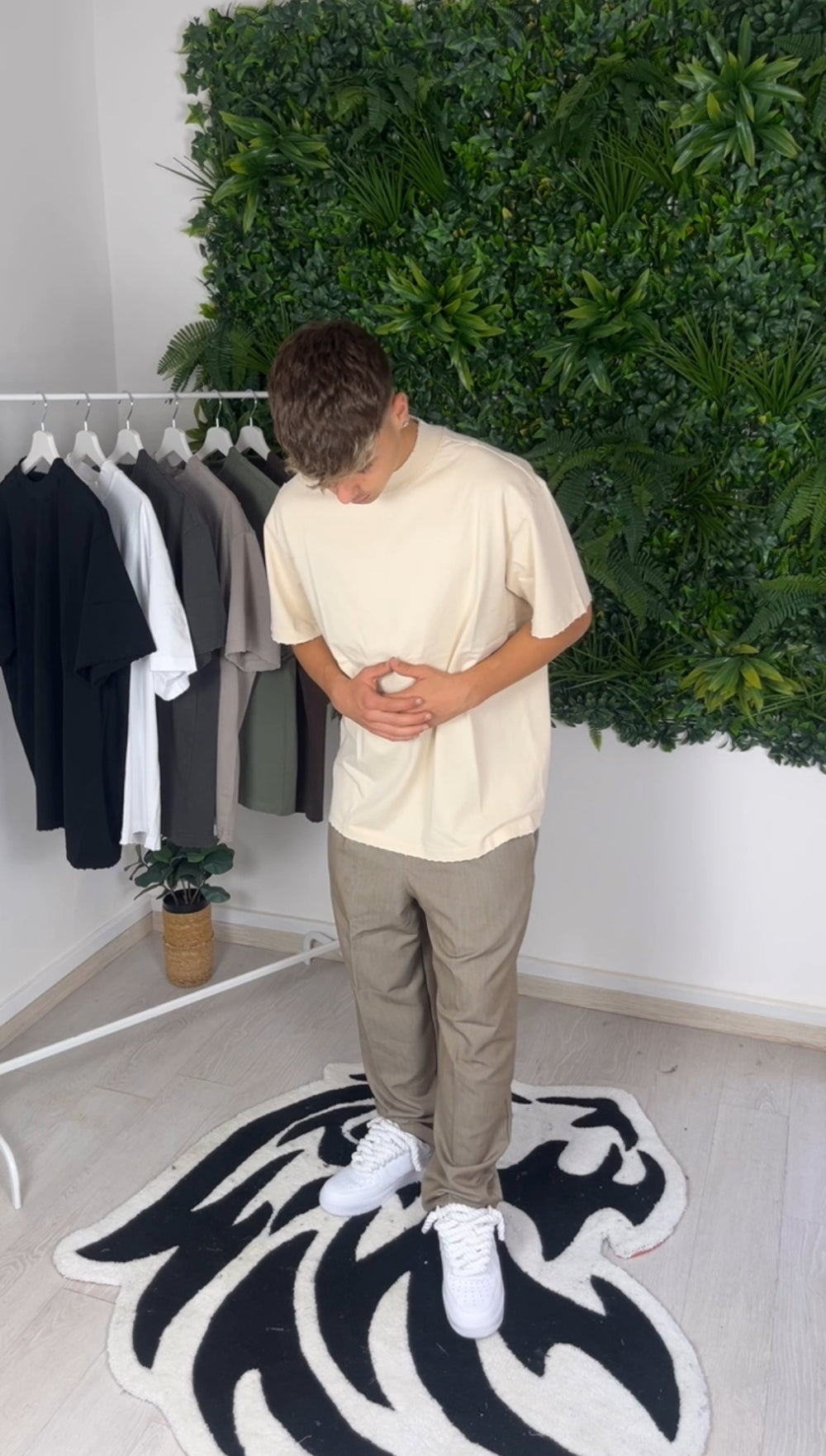 T-shirt avec abrasions beige