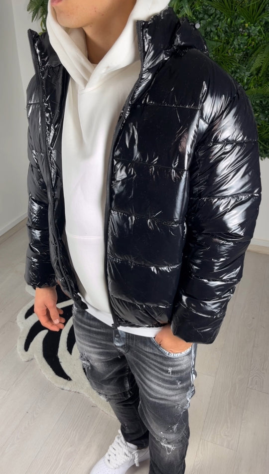Veste brillante noire