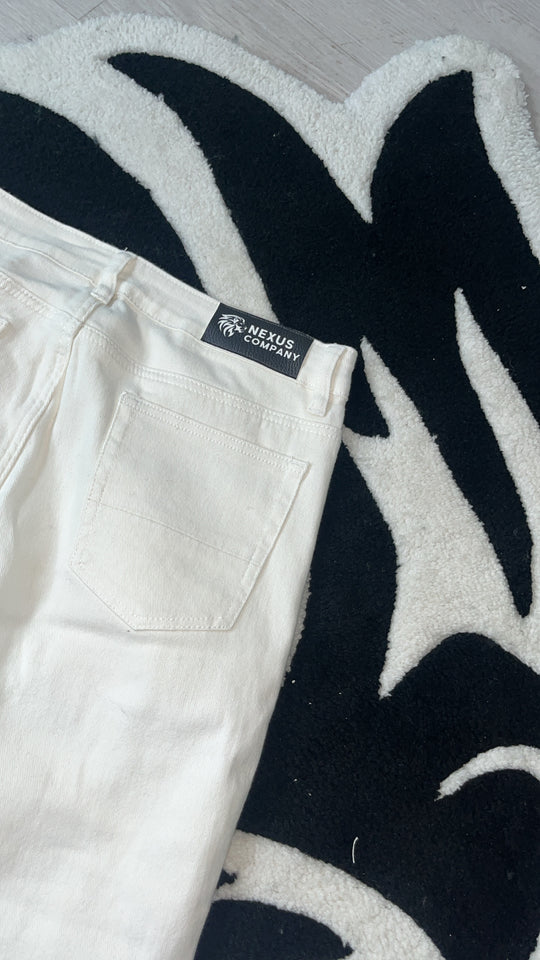 WHITE DIAMOND JEANS