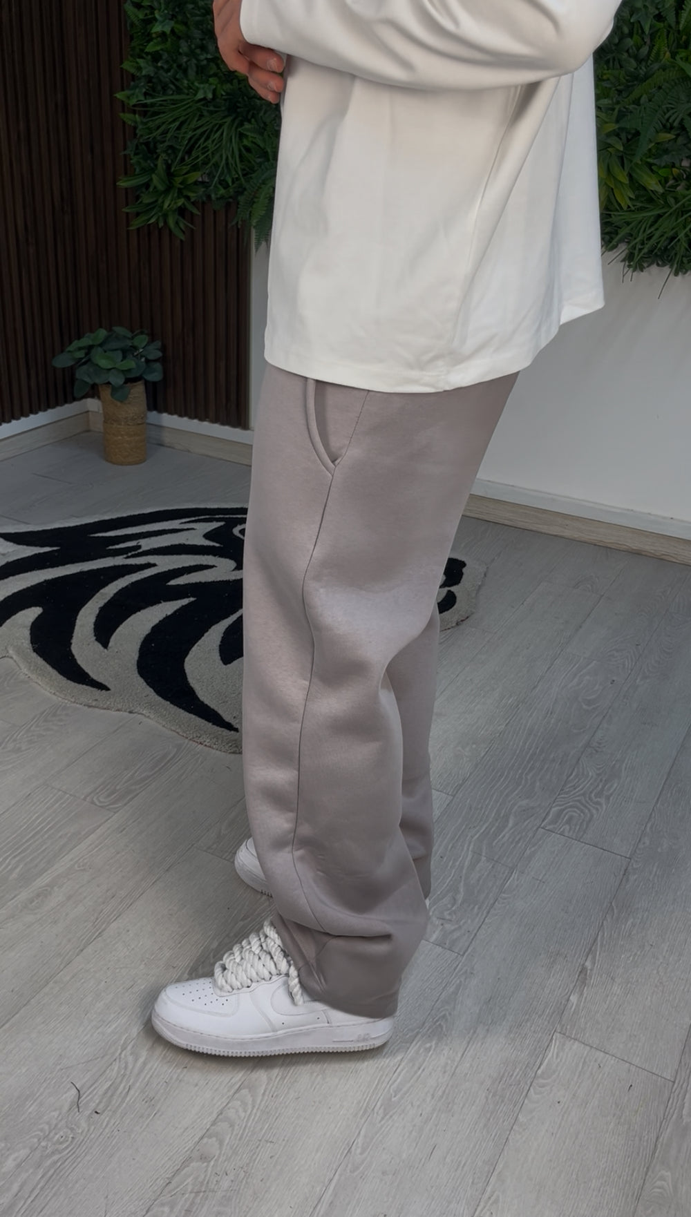JOGGERS DARK GREY