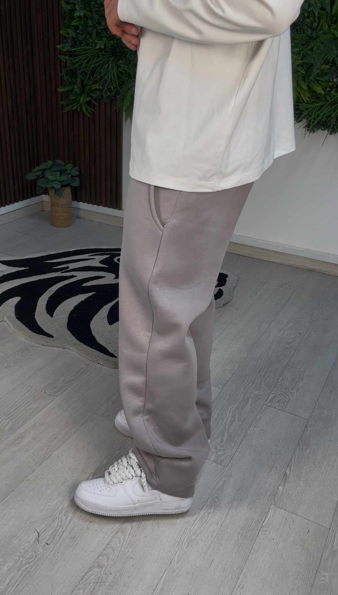 JOGGERS DARK GREY