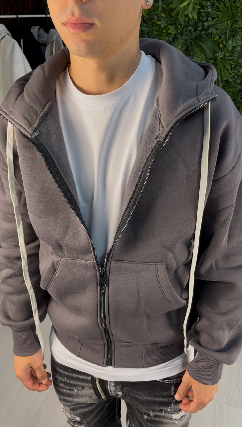 Lead zip sweatshirt