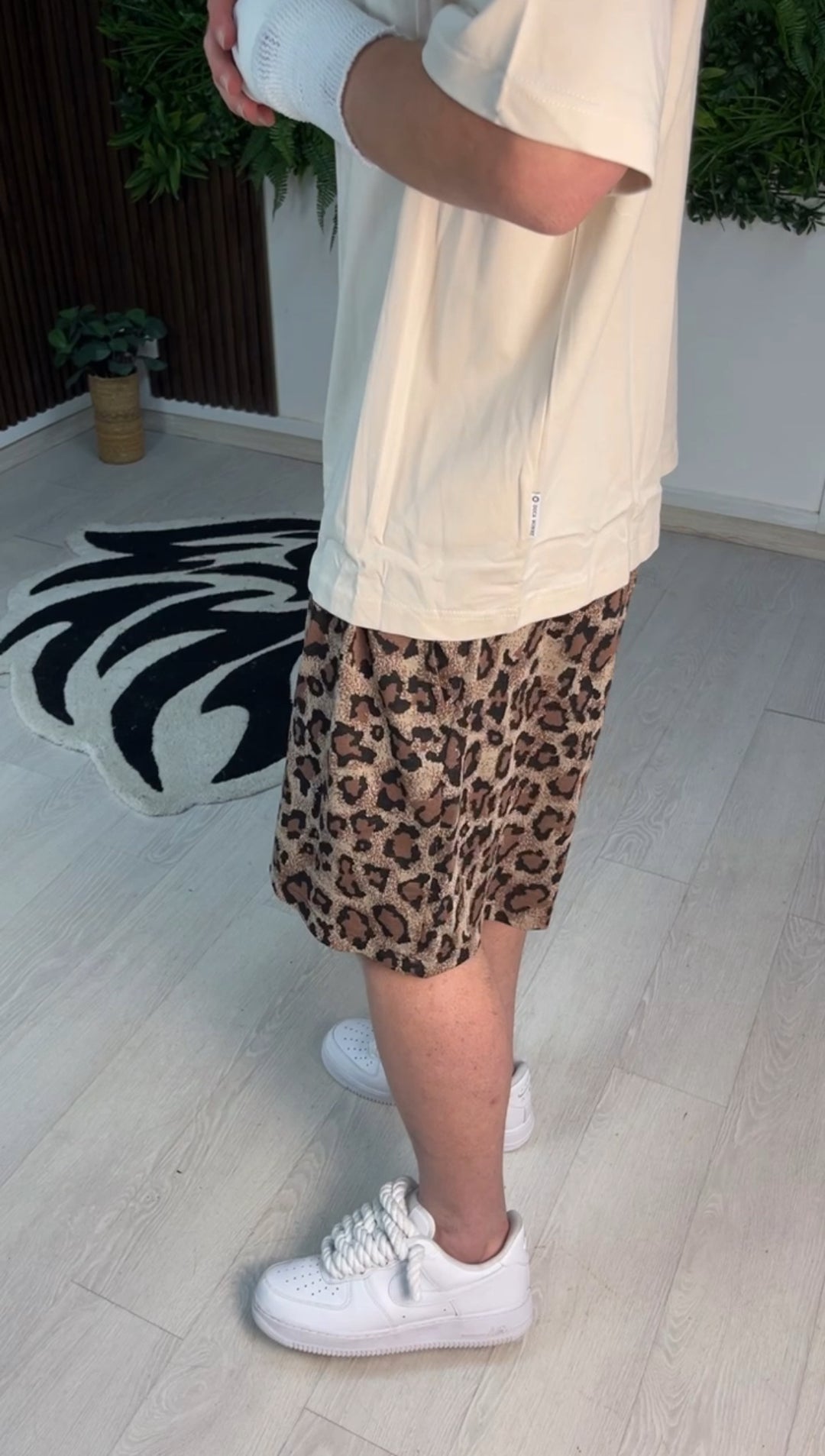 PANTALONCINO LEOPARDATO BEIGE