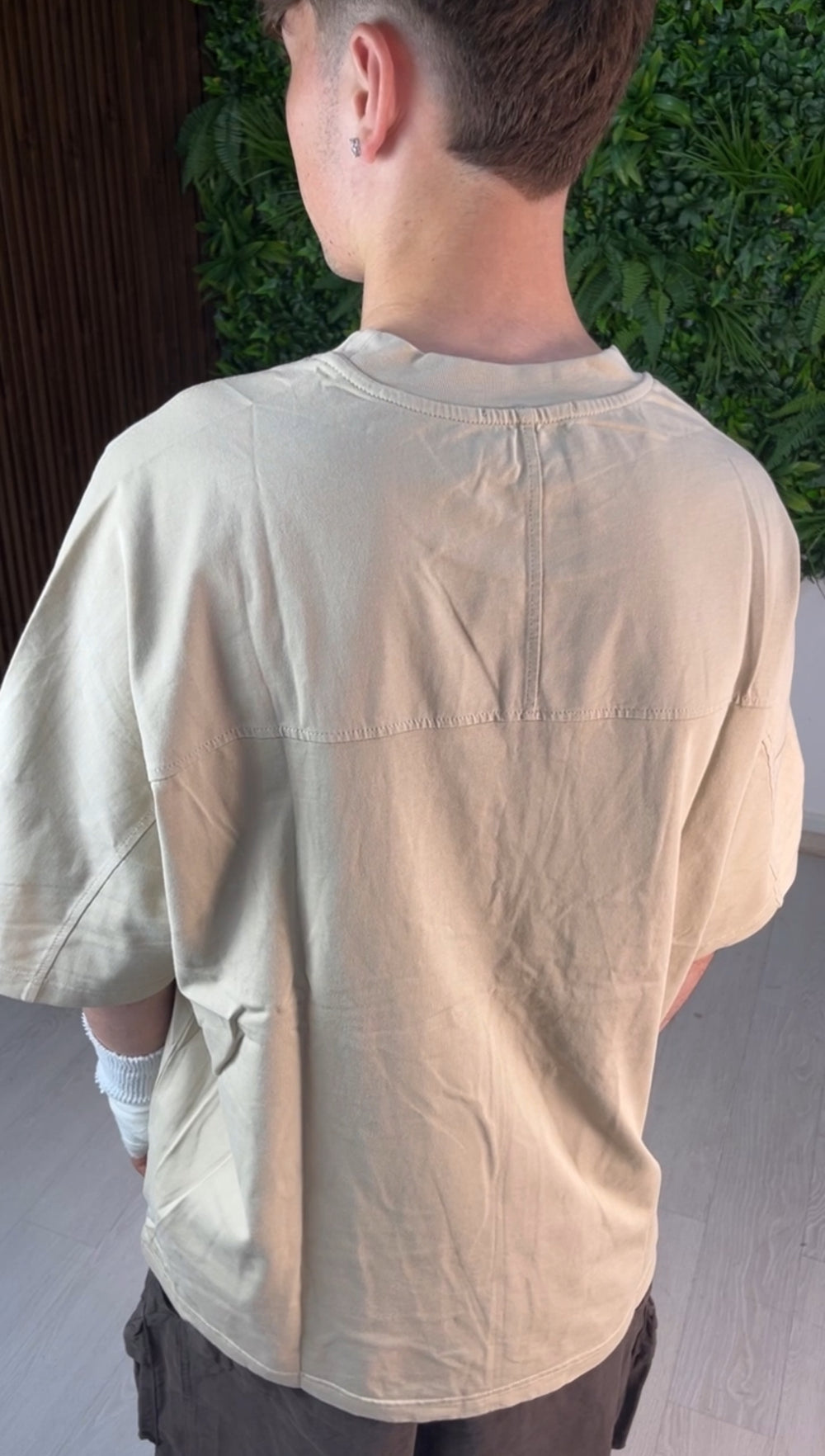 T-SHIRT LIMITED OVER BEIGE