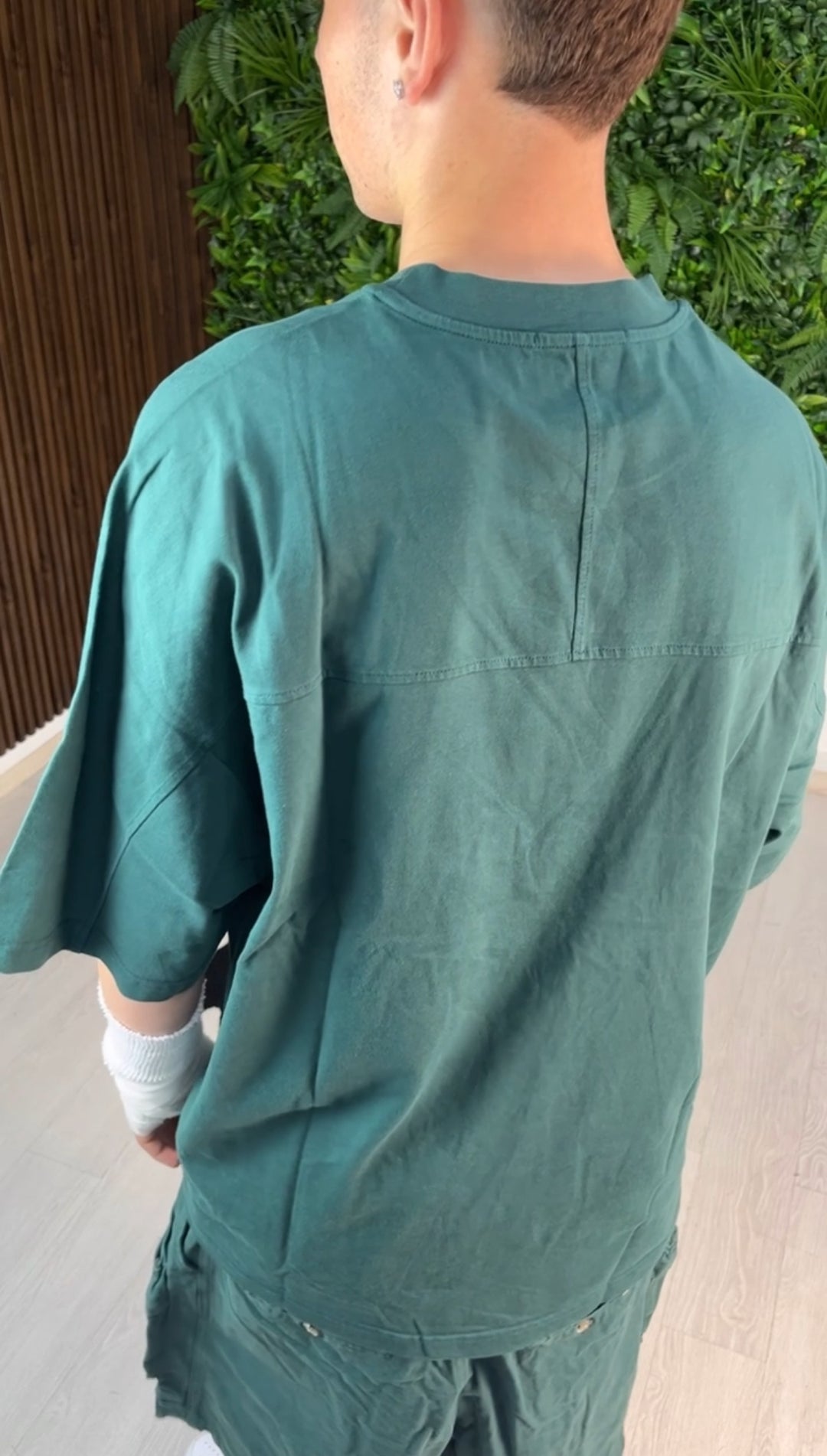 T-SHIRT LIMITED OVER VERDE GUCCI