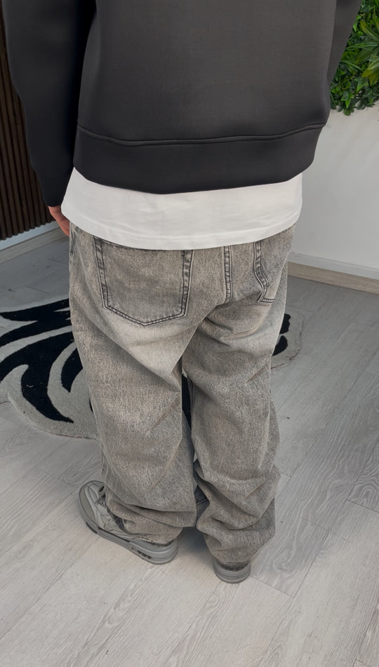 JEANS SUPER BAGGY GREY