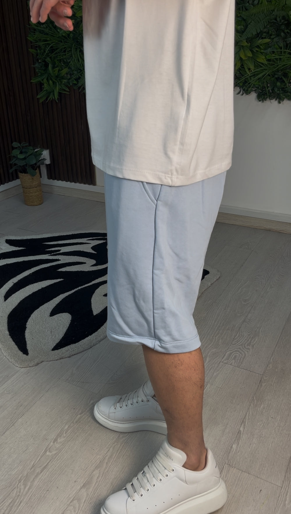 PANTALONCINO CELESTE