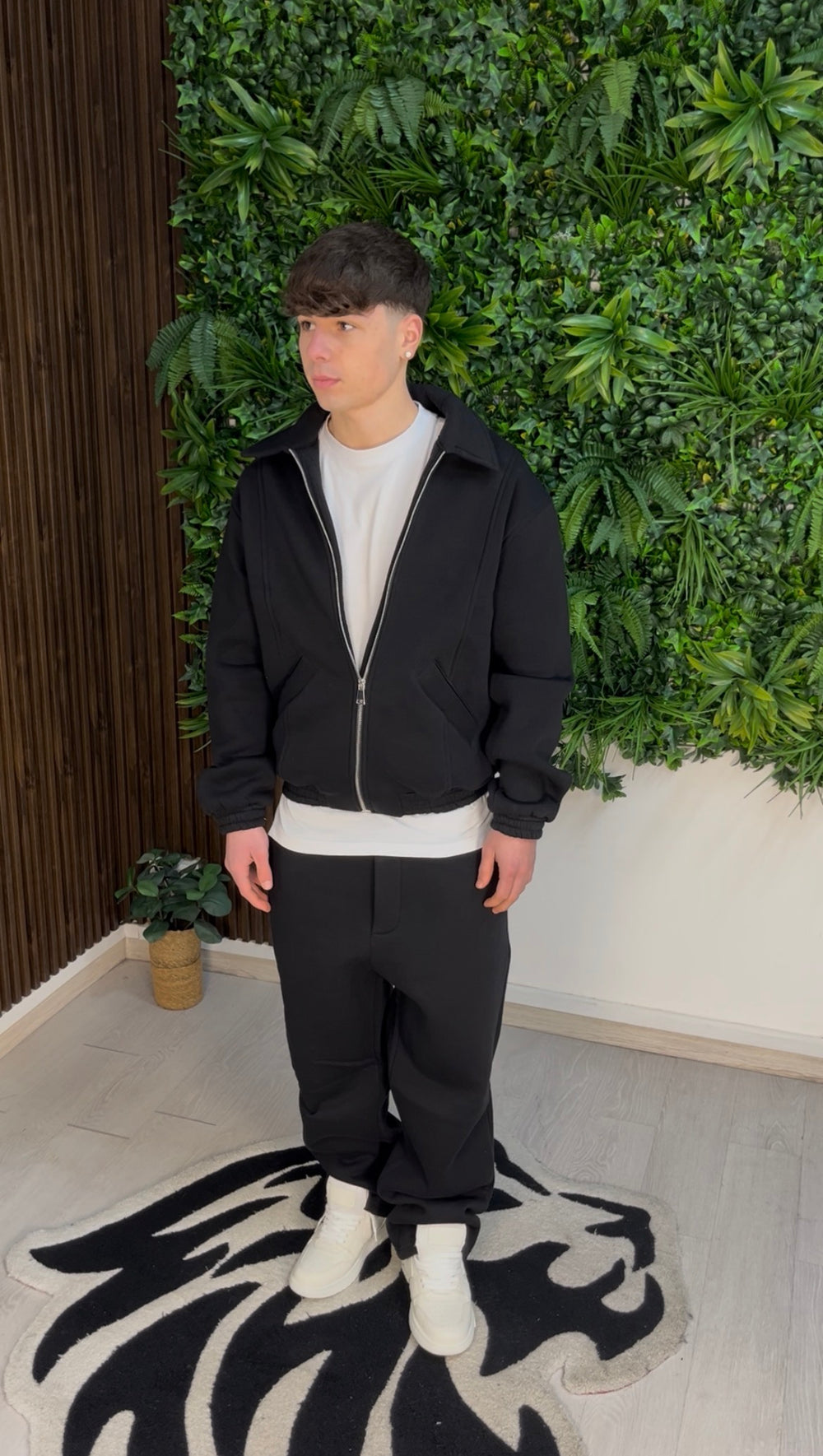 REFINED ZIP JACKET BLACK