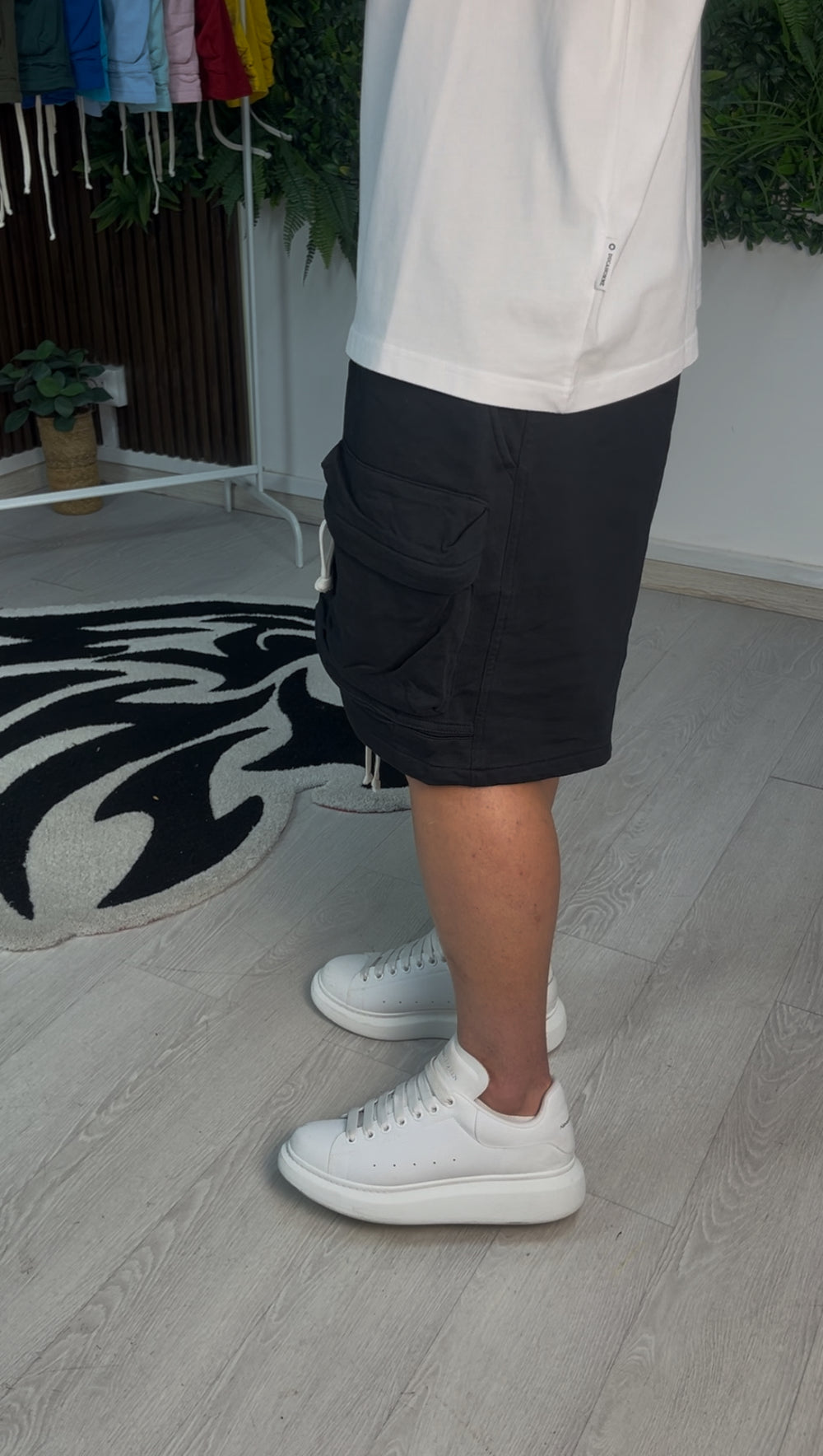 FRONT CARGO CORTO IN COTONE NERO