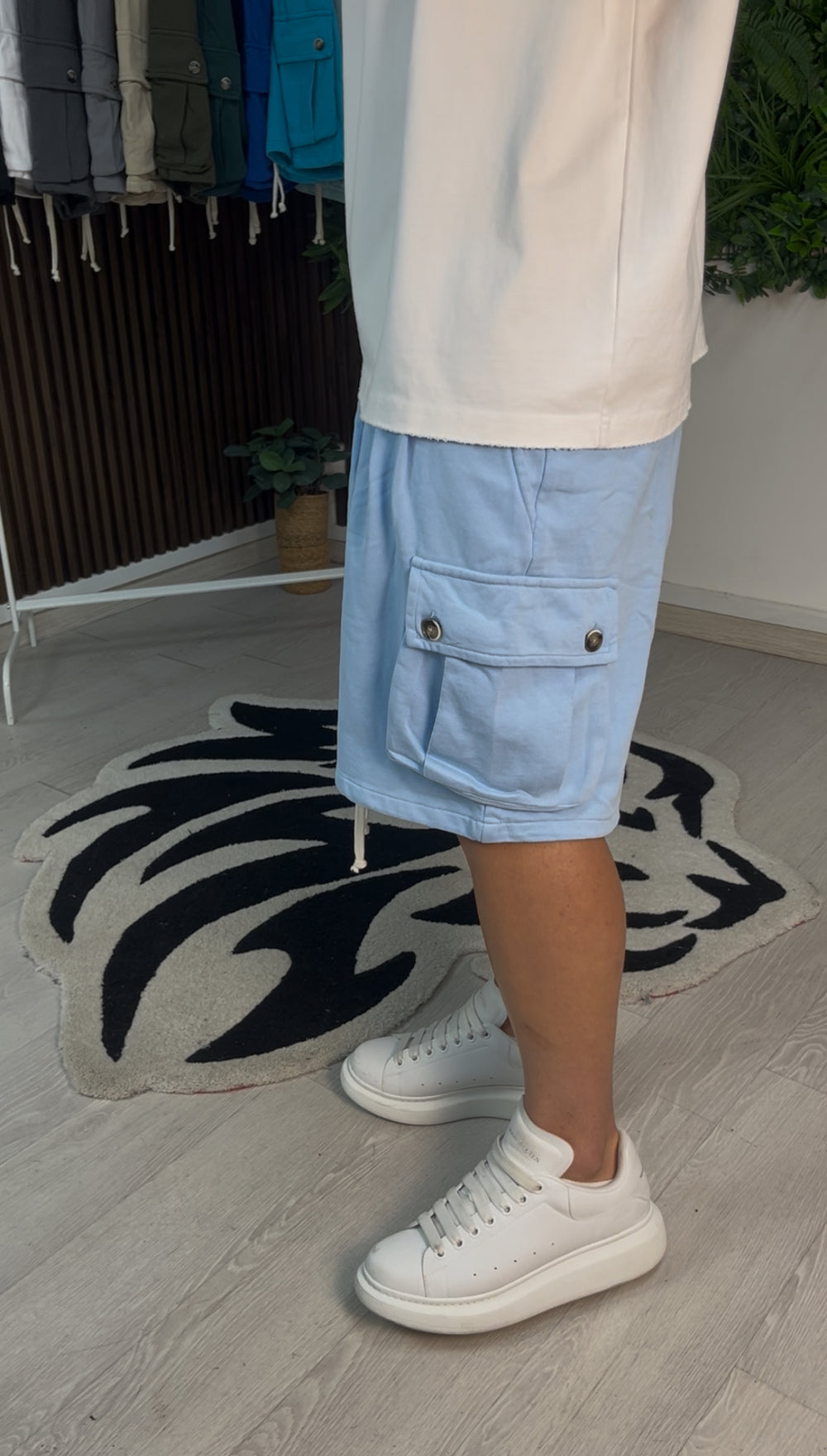 CARGO CORTO IN COTONE CELESTE