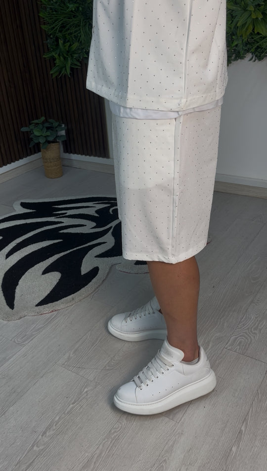 PANTALONE CORTO CON STRASS BIANCO