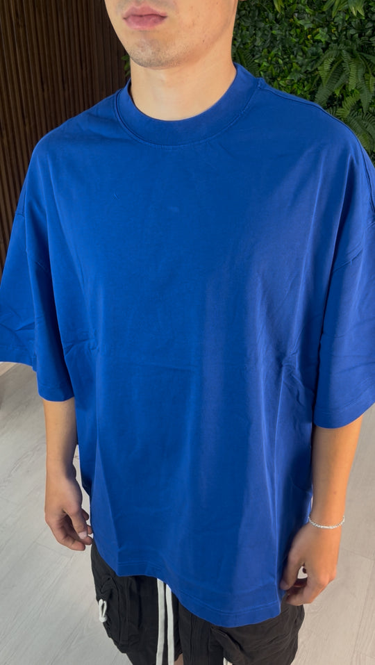 T-SHIRT OVER BLU