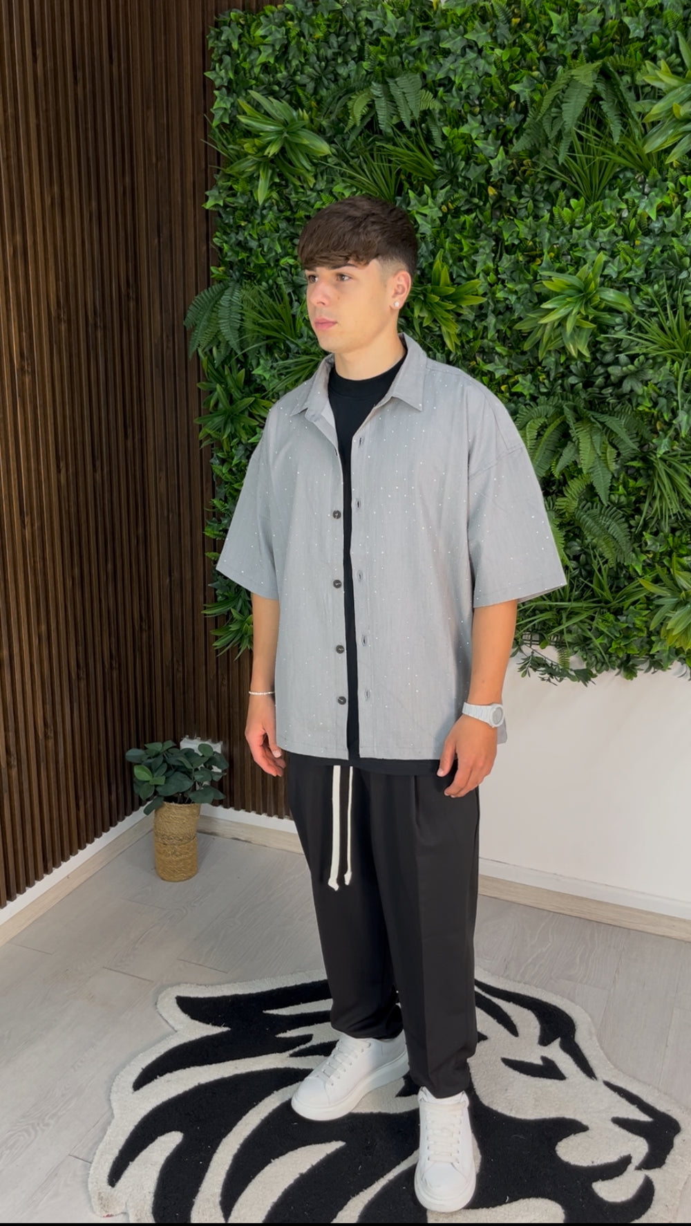 CAMICIA CON STRASS GRIGIA