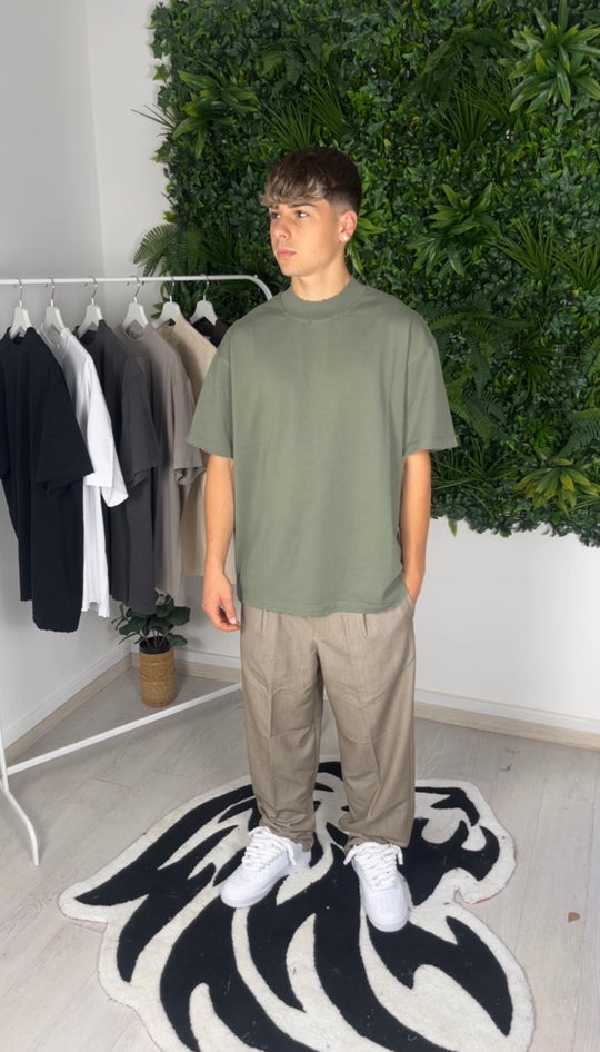 T-SHIRT CON ABRASIONI VERDE MILITARE