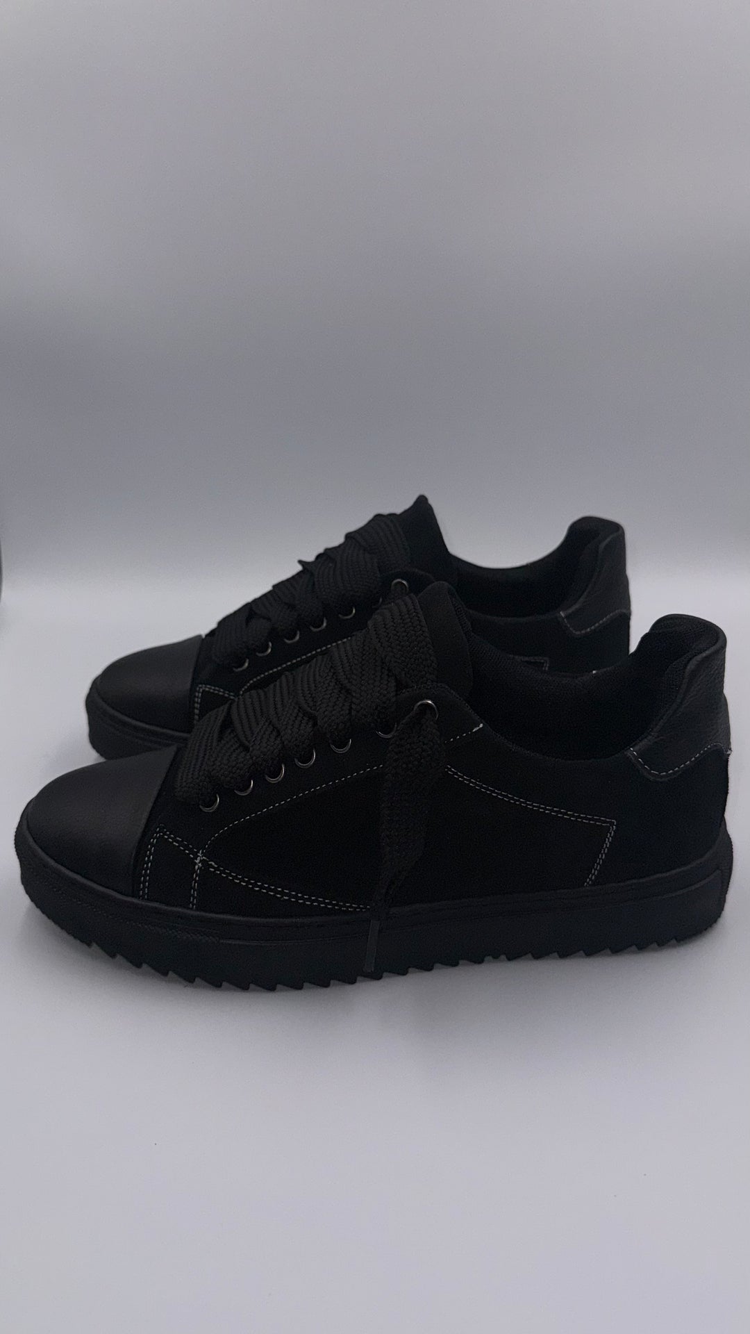 SCARPE NEXUS NERE IN CAMOSCIO