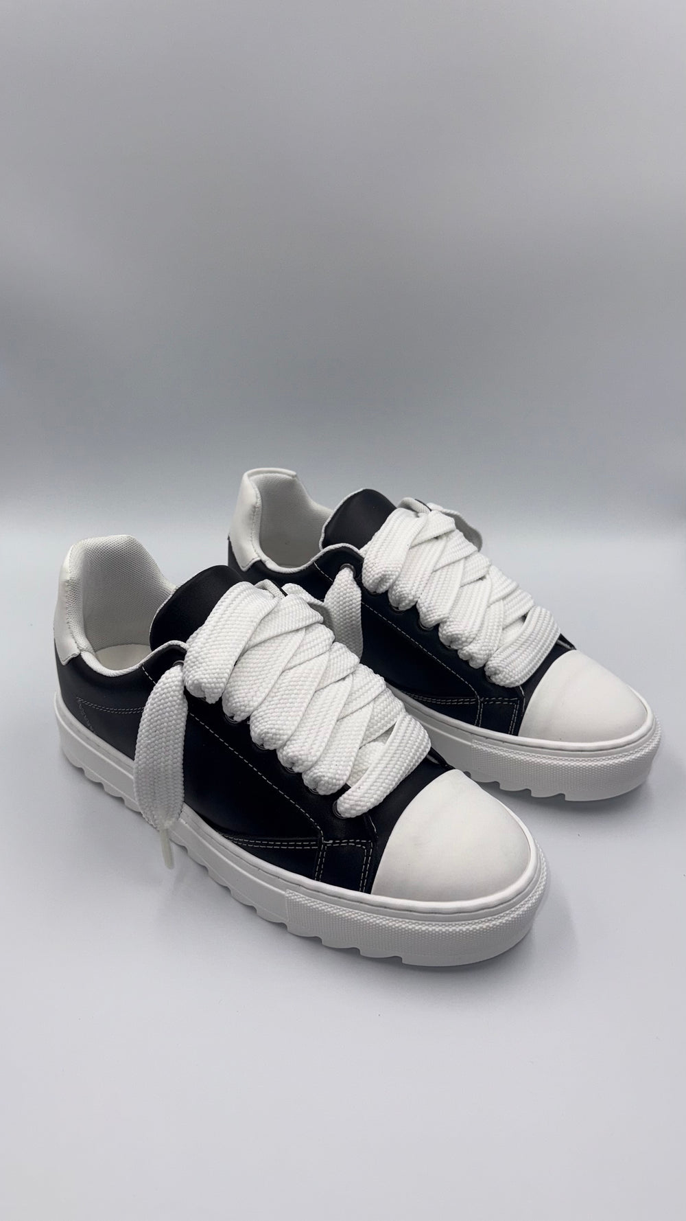 SCARPE NEXUS NERE/BIANCHE IN PELLE