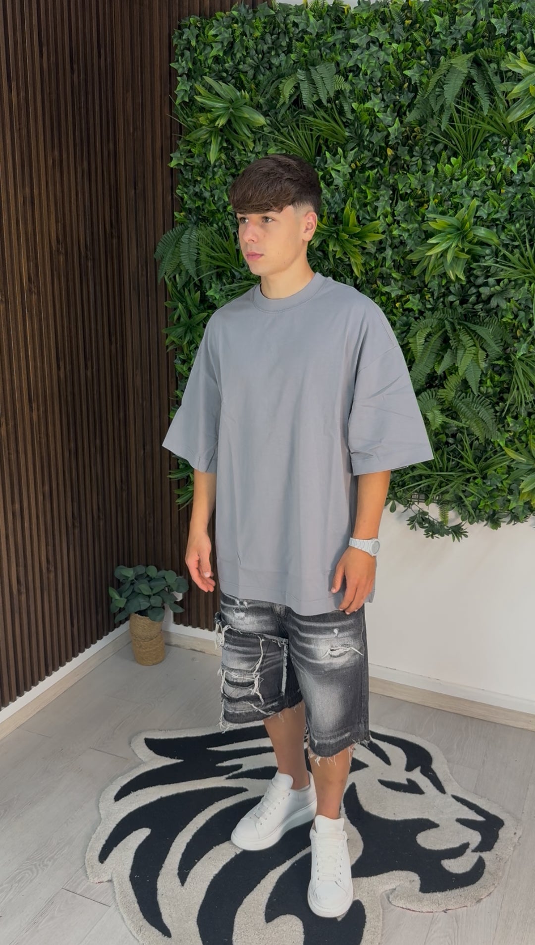 T-SHIRT OVER GRIGIA