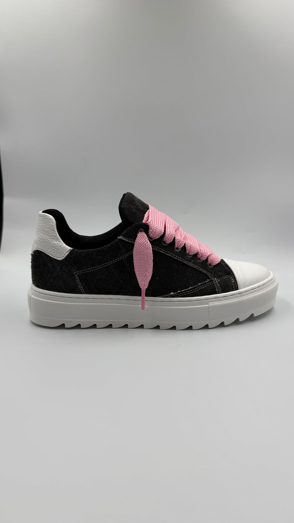 SCARPE NEXUS NERE/ROSA JEANS
